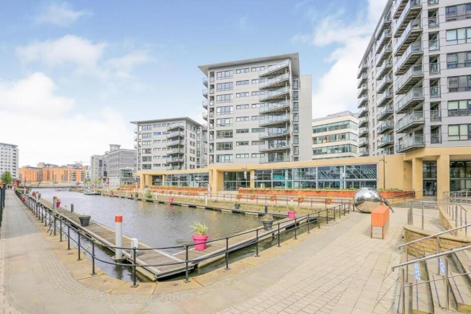 Deluxe City Centre Apt Balcony View& Free Parking! Lägenhet Leeds  Exteriör bild